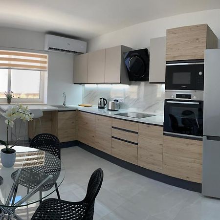 Seaside Apartment In Gzira Exteriér fotografie
